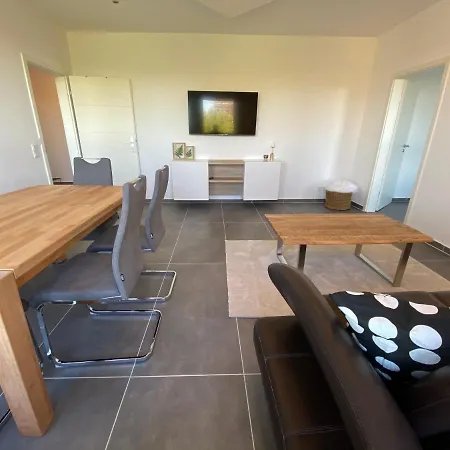 An Der Fussgaengerzone 3 Og Проживание в семье *